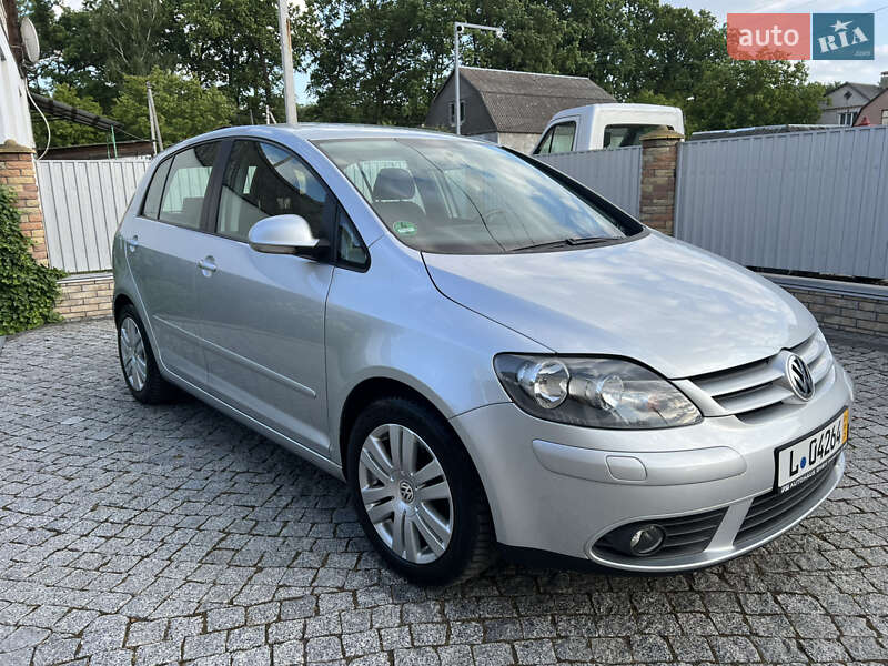 Хэтчбек Volkswagen Golf Plus 2006 в 