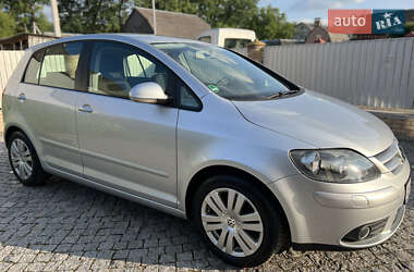 Хэтчбек Volkswagen Golf Plus 2006 в 
