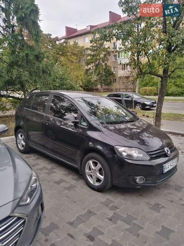 Хэтчбек Volkswagen Golf Plus 2011 в Киеве