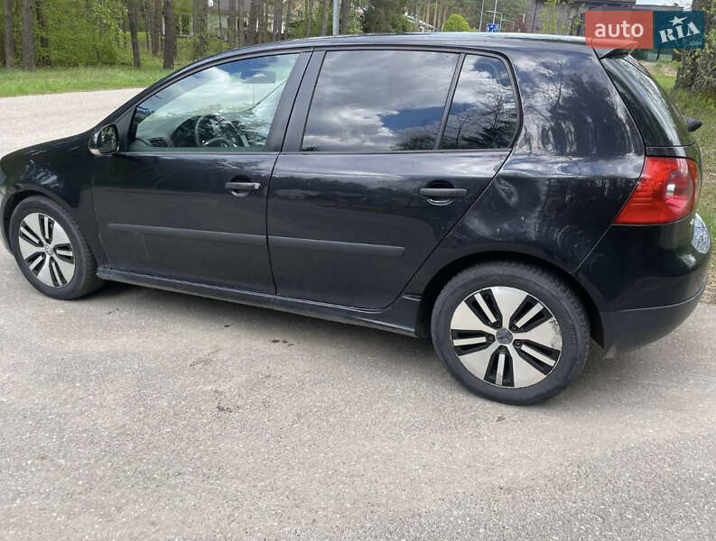 Хэтчбек Volkswagen Golf Plus 2006 в Костополе