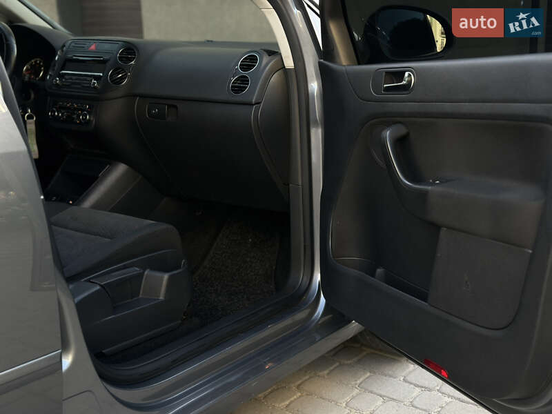 Хетчбек Volkswagen Golf Plus 2009 в Івано-Франківську