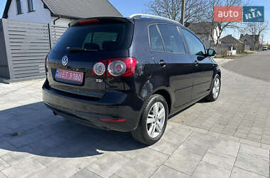 Хэтчбек Volkswagen Golf Plus 2012 в 