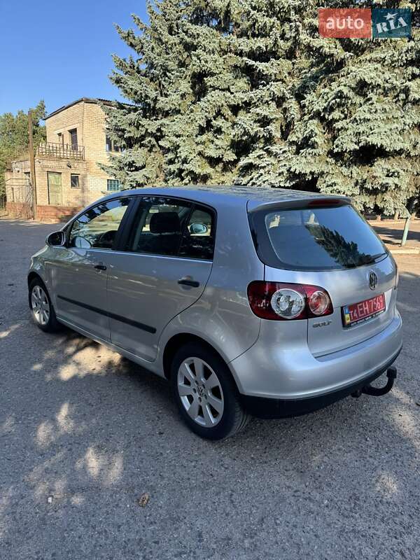Хэтчбек Volkswagen Golf Plus 2007 в Вознесенске