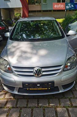 Хэтчбек Volkswagen Golf Plus 2005 в Сновске
