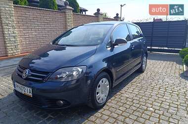 Хетчбек Volkswagen Golf Plus 2007 в Житомирі