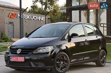 Хэтчбек Volkswagen Golf Plus 2006 в Ахтырке