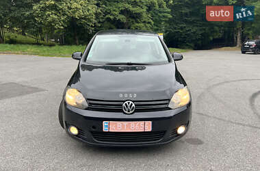 Хэтчбек Volkswagen Golf Plus 2011 в 
