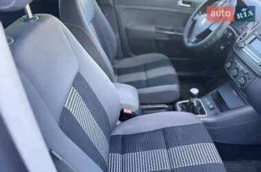 Хэтчбек Volkswagen Golf Plus 2008 в 