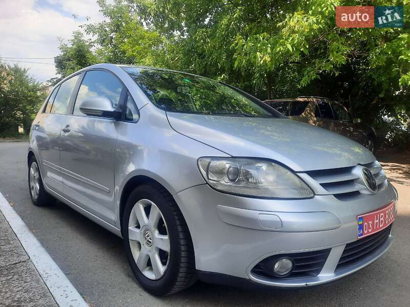Хетчбек Volkswagen Golf Plus 2008 в Києві