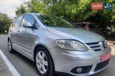 Хэтчбек Volkswagen Golf Plus 2008 в 