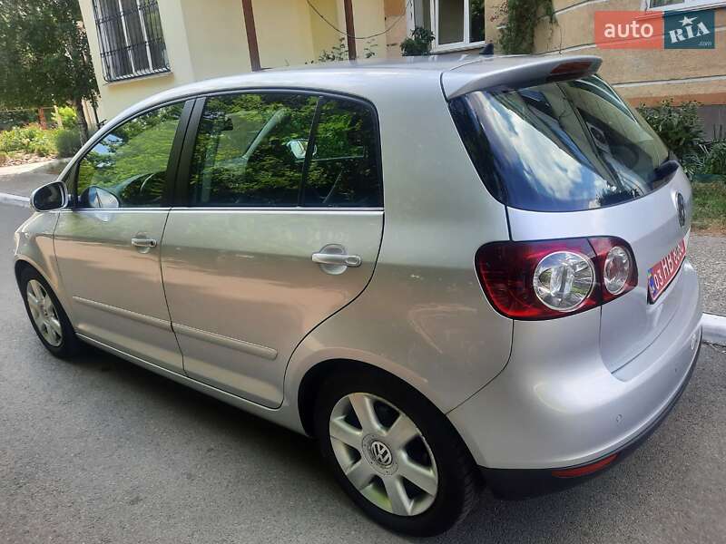 Хетчбек Volkswagen Golf Plus 2008 в Києві