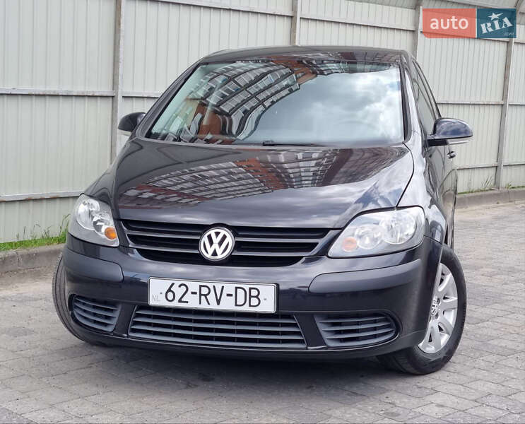 Хэтчбек Volkswagen Golf Plus 2005 в Львове