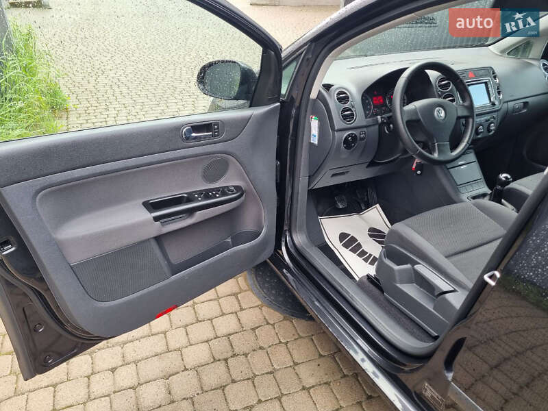 Хэтчбек Volkswagen Golf Plus 2005 в Львове