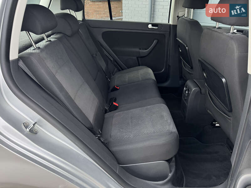 Хетчбек Volkswagen Golf Plus 2009 в Луцьку