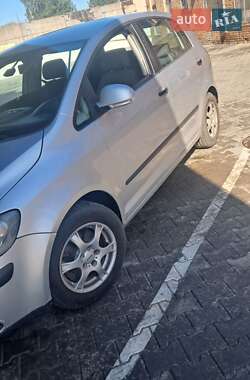 Хэтчбек Volkswagen Golf Plus 2005 в Запорожье