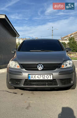 Хэтчбек Volkswagen Golf Plus 2006 в 