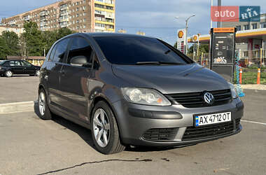Хэтчбек Volkswagen Golf Plus 2006 в 