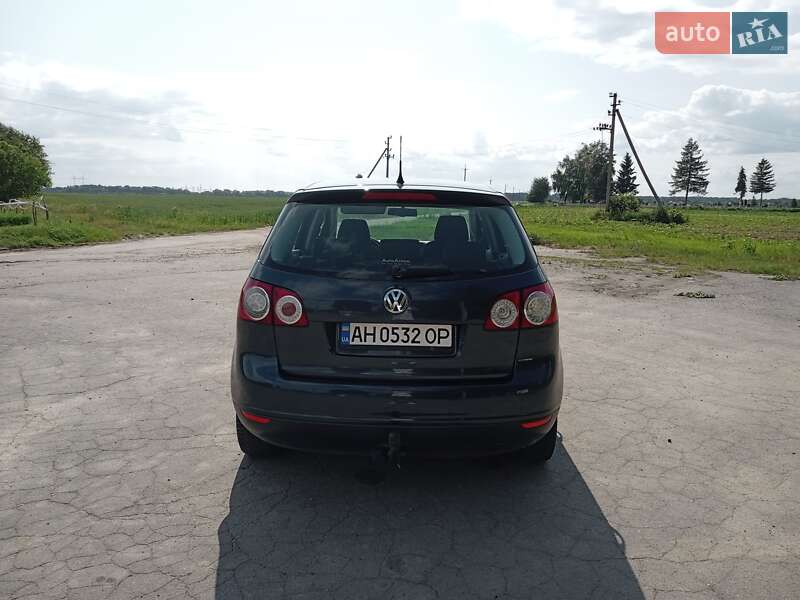 Хэтчбек Volkswagen Golf Plus 2008 в Монастырище