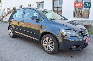 Хетчбек Volkswagen Golf Plus 2006 в Звягелі