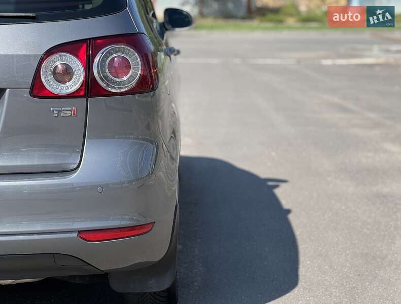 Хэтчбек Volkswagen Golf Plus 2010 в Днепре