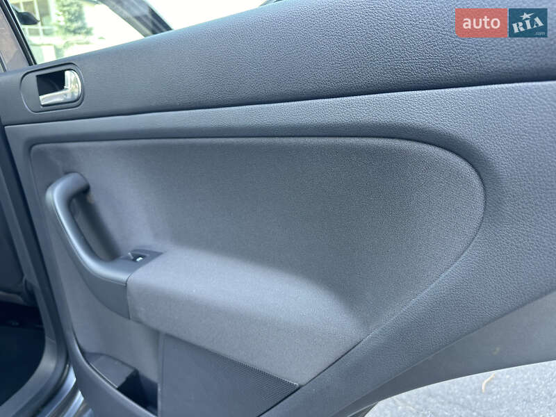 Хэтчбек Volkswagen Golf Plus 2009 в Виннице