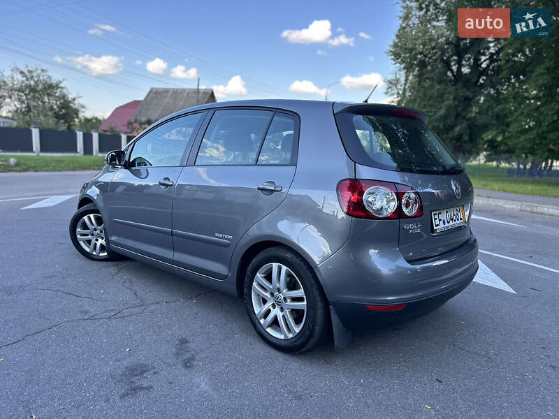 Хэтчбек Volkswagen Golf Plus 2009 в Виннице