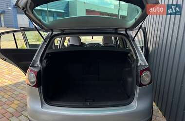 Хэтчбек Volkswagen Golf Plus 2008 в 