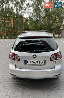 Хетчбек Volkswagen Golf Plus 2010 в 