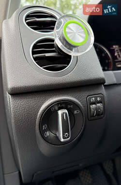 Хетчбек Volkswagen Golf Plus 2010 в 