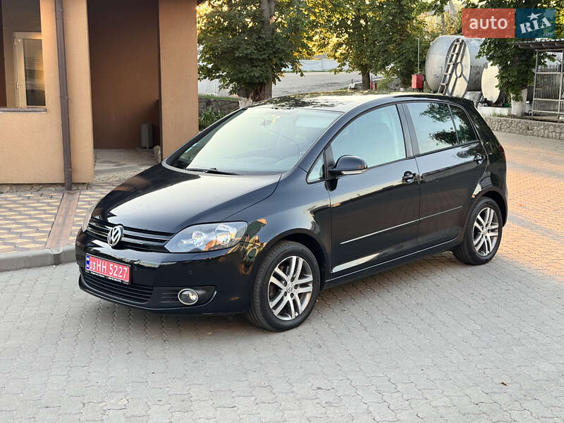 Хетчбек Volkswagen Golf Plus 2010 в Великій Багачці