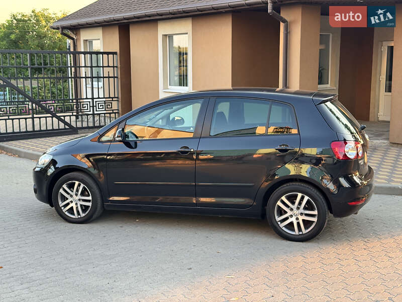 Хетчбек Volkswagen Golf Plus 2010 в Великій Багачці
