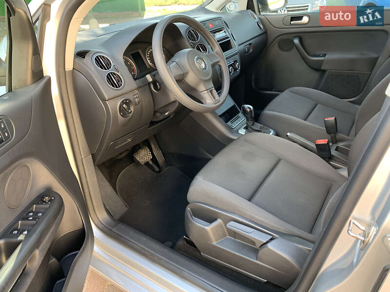 Хетчбек Volkswagen Golf Plus 2010 в Рівному фото 21 Хетчбек Volkswagen Golf Plus 2010 в Рівному