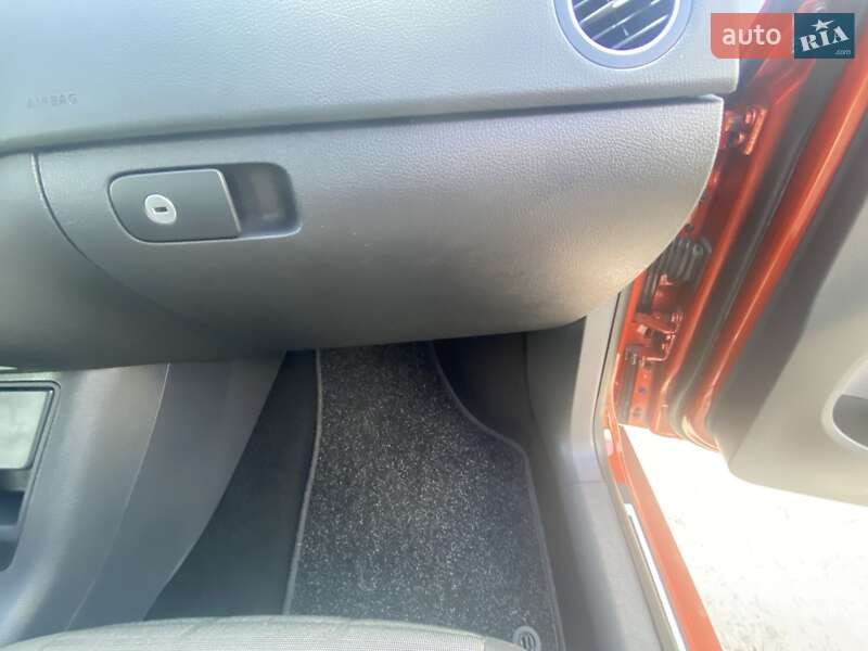 Хетчбек Volkswagen Golf Plus 2006 в Івано-Франківську