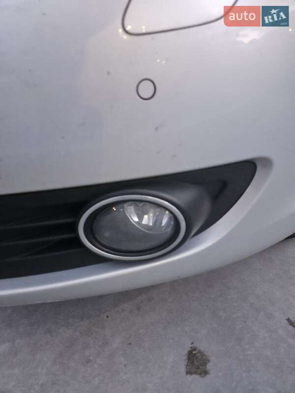 Хетчбек Volkswagen Golf Plus 2013 в Києві фото 11 Хетчбек Volkswagen Golf Plus 2013 в Києві