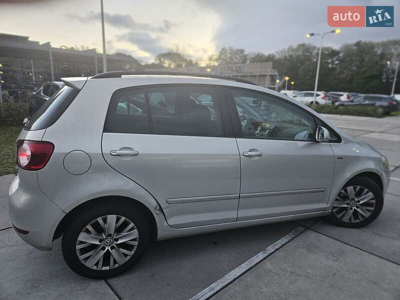 Хетчбек Volkswagen Golf Plus 2013 в Києві фото 6 Хетчбек Volkswagen Golf Plus 2013 в Києві