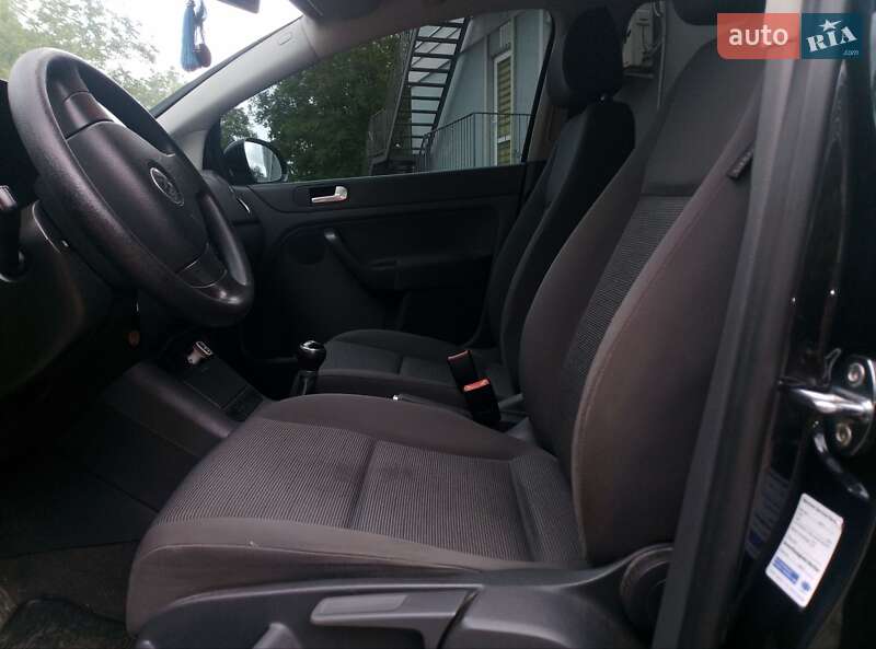 Хэтчбек Volkswagen Golf Plus 2005 в Лубнах