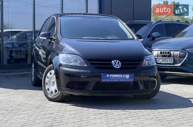 Хэтчбек Volkswagen Golf Plus 2006 в Нововолынске