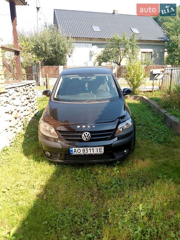 Хэтчбек Volkswagen Golf Plus 2005 в Мукачево