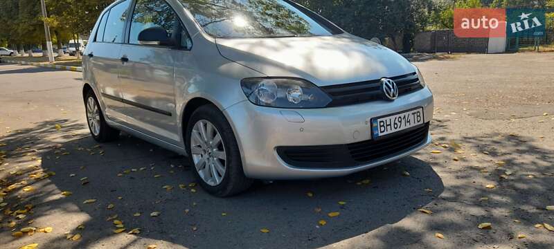Хетчбек Volkswagen Golf Plus 2010 в Подільську