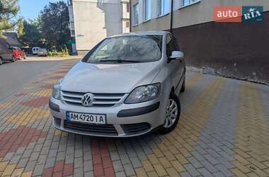 Хэтчбек Volkswagen Golf Plus 2005 в 