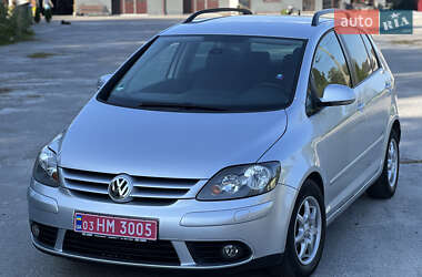 Хетчбек Volkswagen Golf Plus 2008 в Звягелі