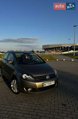 Хэтчбек Volkswagen Golf Plus 2010 в Львове