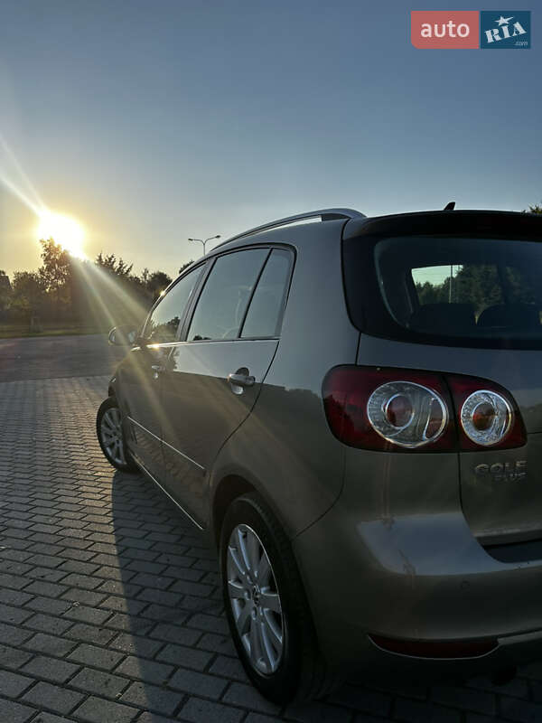 Хэтчбек Volkswagen Golf Plus 2010 в Львове