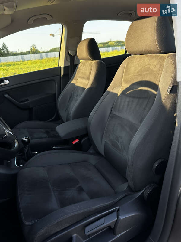 Хэтчбек Volkswagen Golf Plus 2010 в Львове