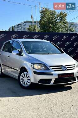 Хетчбек Volkswagen Golf Plus 2005 в Сумах