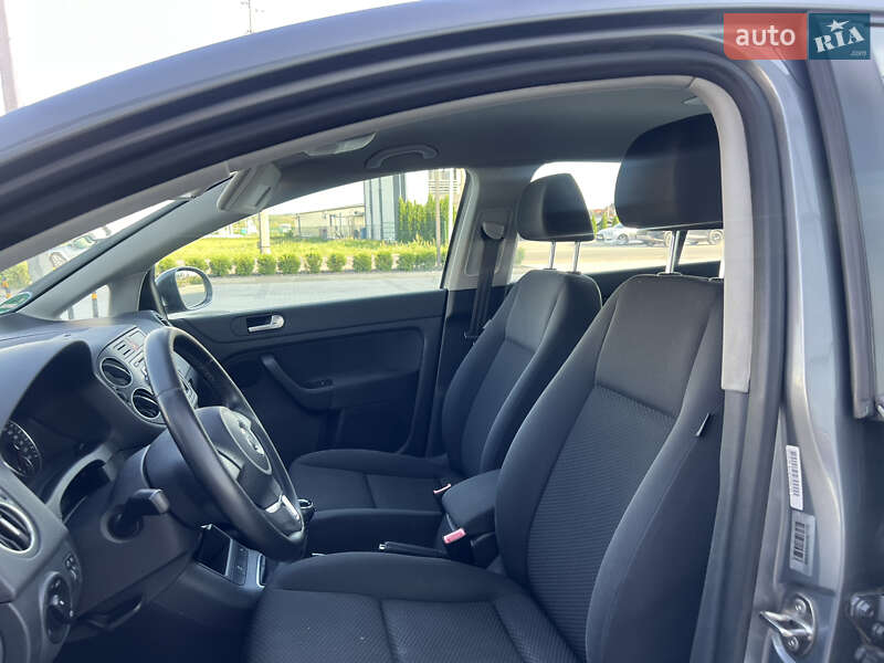 Хетчбек Volkswagen Golf Plus 2010 в Хусті