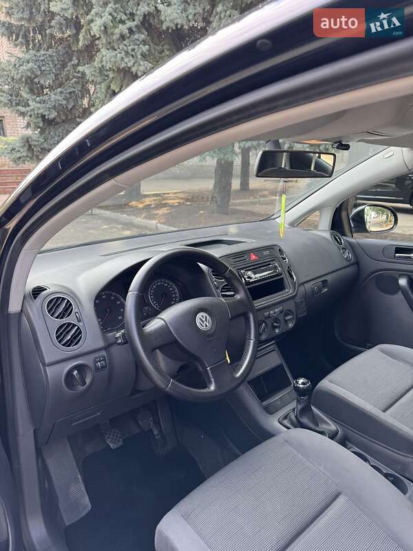 Хэтчбек Volkswagen Golf Plus 2007 в Вознесенске