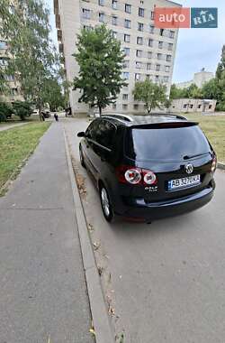 Хетчбек Volkswagen Golf Plus 2012 в 