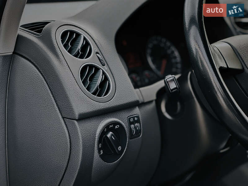 Хэтчбек Volkswagen Golf Plus 2006 в Костополе фото 9 Хэтчбек Volkswagen Golf Plus 2006 в Костополе