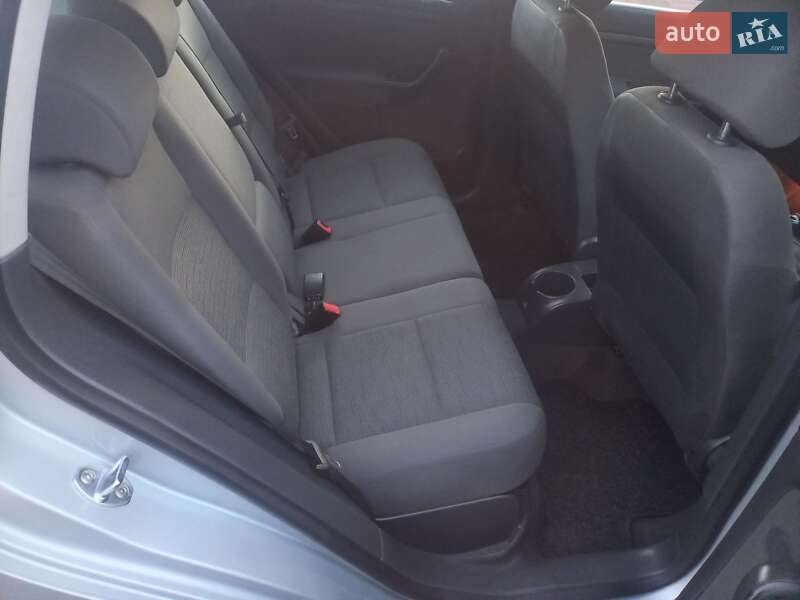 Хетчбек Volkswagen Golf Plus 2006 в Рівному